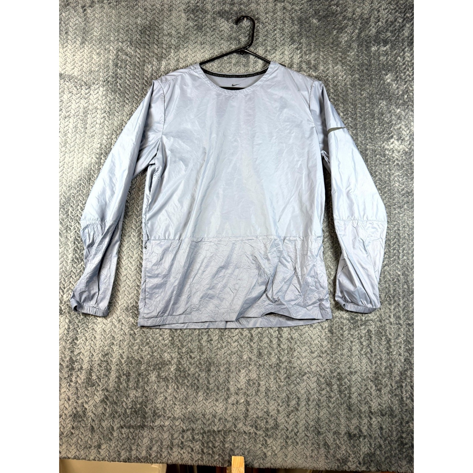 Nike Running Jacket Mens Small Blue Division Crinkle Effect Wind & Rain Crewneck